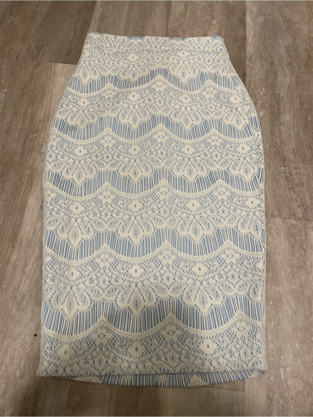 Windsor - Womens Cream Lace Overlay Pencil Skirt on Light Blue Size Small